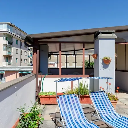 Lägenhet Altido Apt For 4, With Private Rooftop Terrace And View